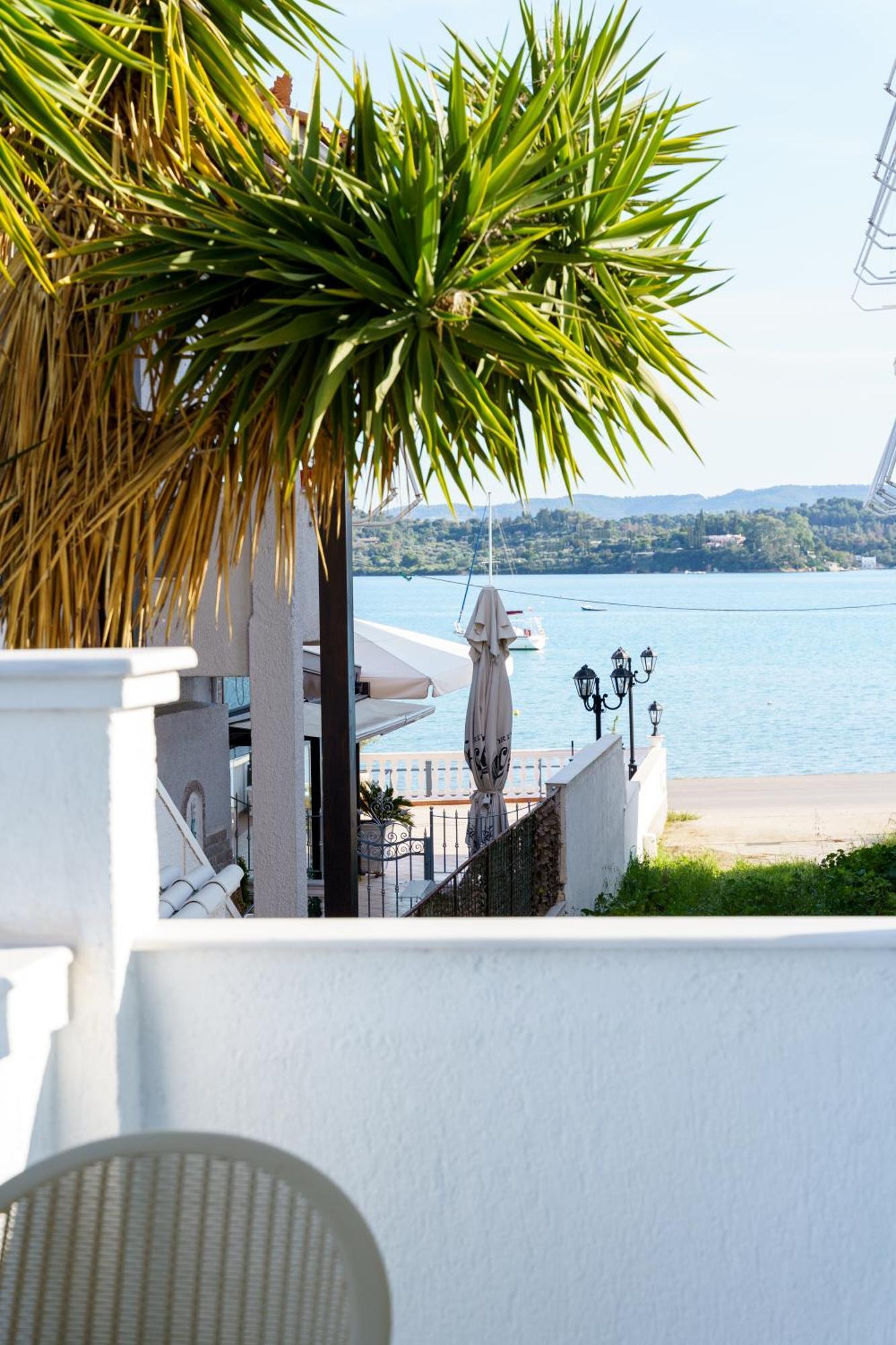 Casa Albastra Rooms & Suites Porto Heli Exterior foto
